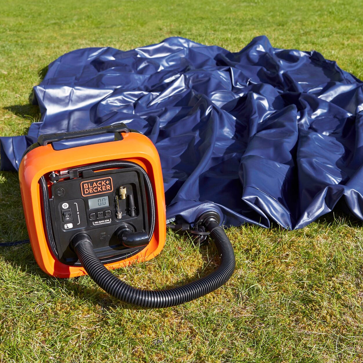 Compressore Portatile Black+Decker ASI400-XJ