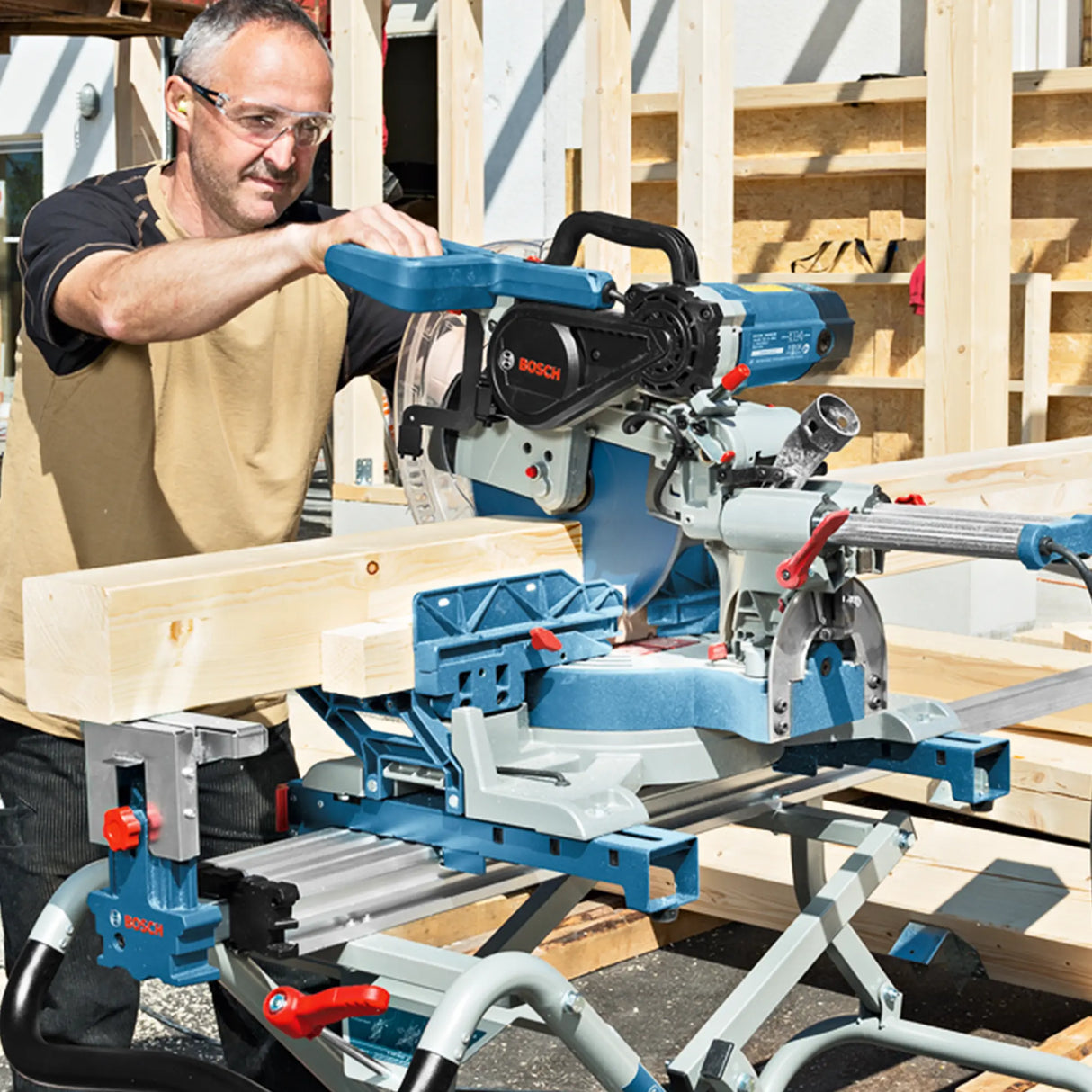 Máquina de corte radial Bosch GCM 12 SDE