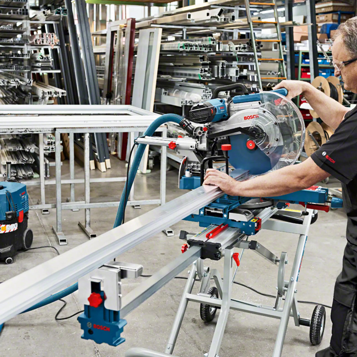 Máquina de corte radial Bosch GCM 12 SDE