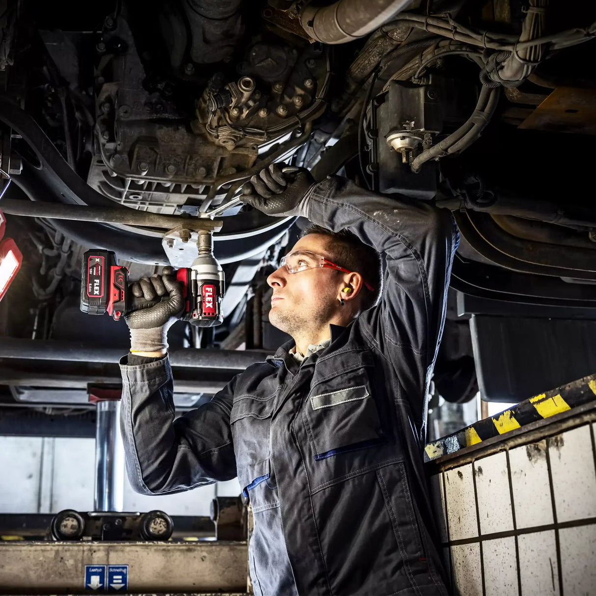 llave de impacto Flex IW 1/2" 750 EC C 18V