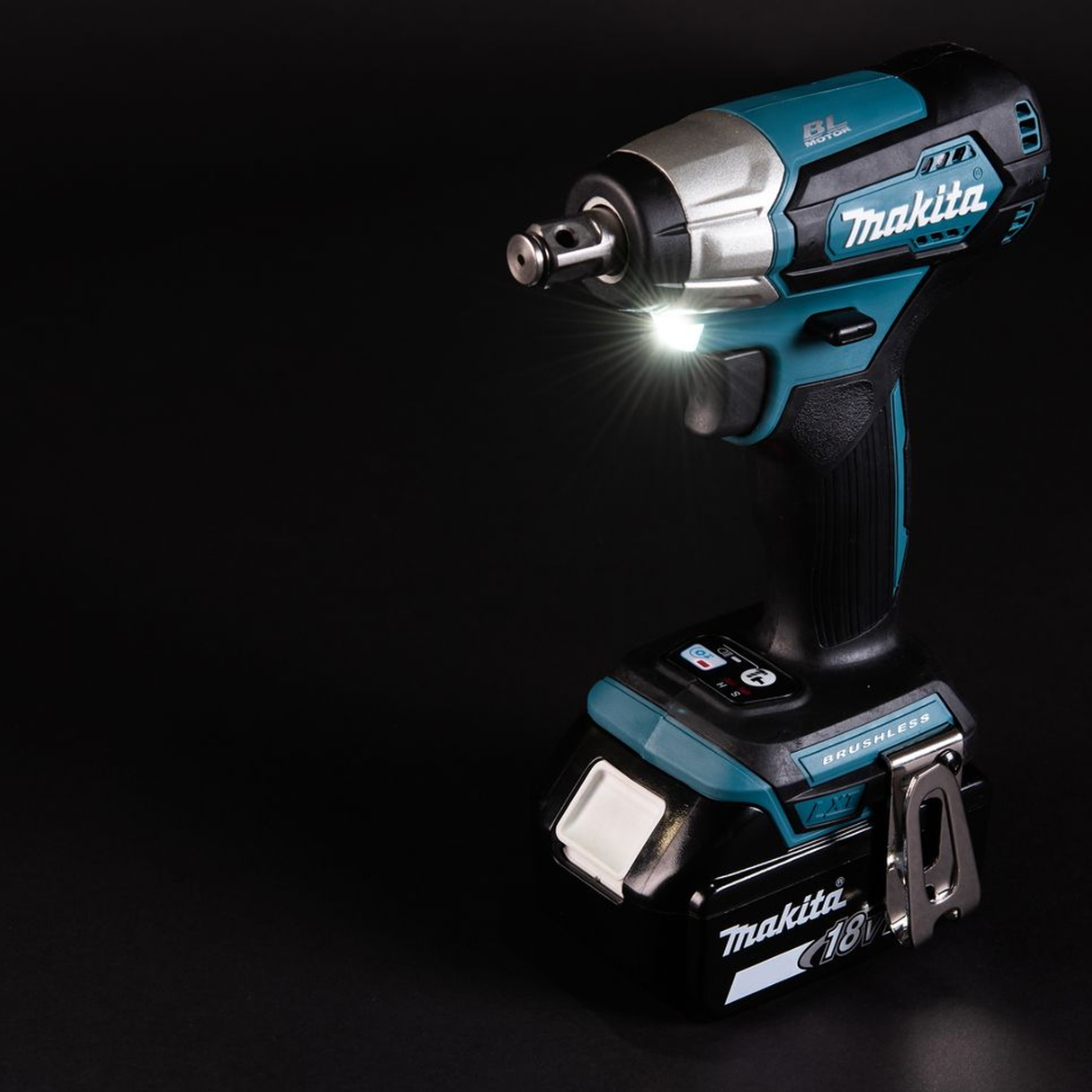 DTW181RTJ - Llave de impacto Makita DTW181RTJ 18V 5Ah - Imagen 14