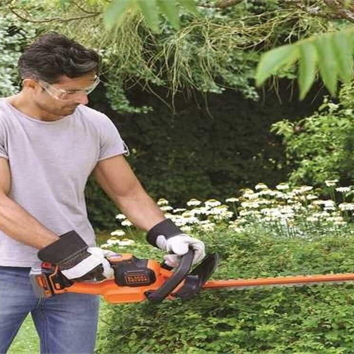 GTC18504PC-QW - Cortasetos Black & Decker GTC18504PC-QW 18V 4Ah - Imagen 3