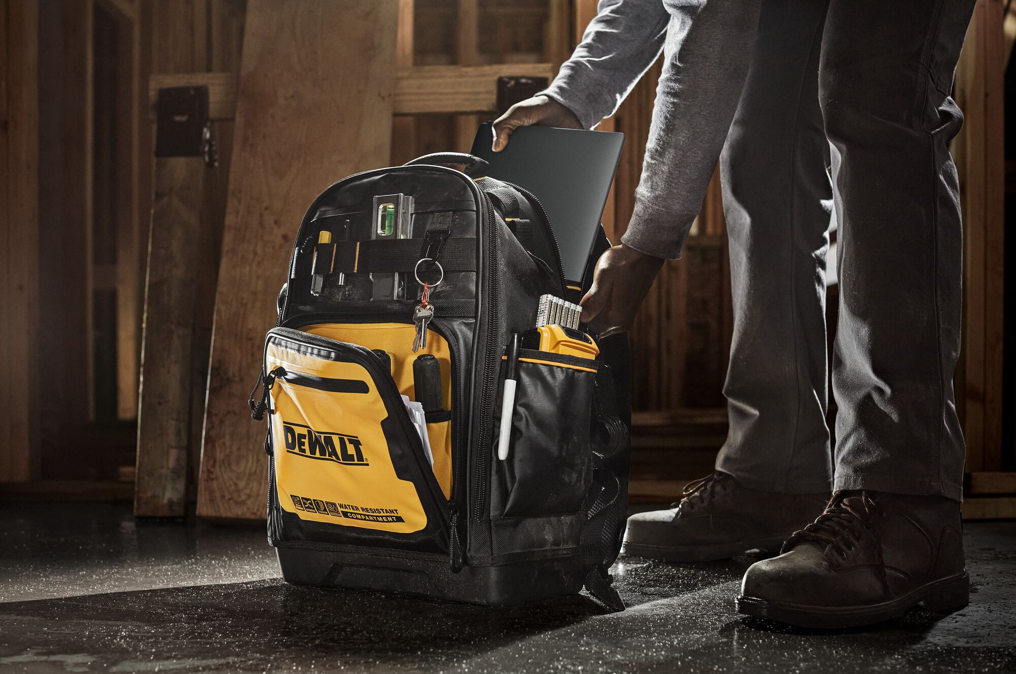Mochila Dewalt DWST60102-1