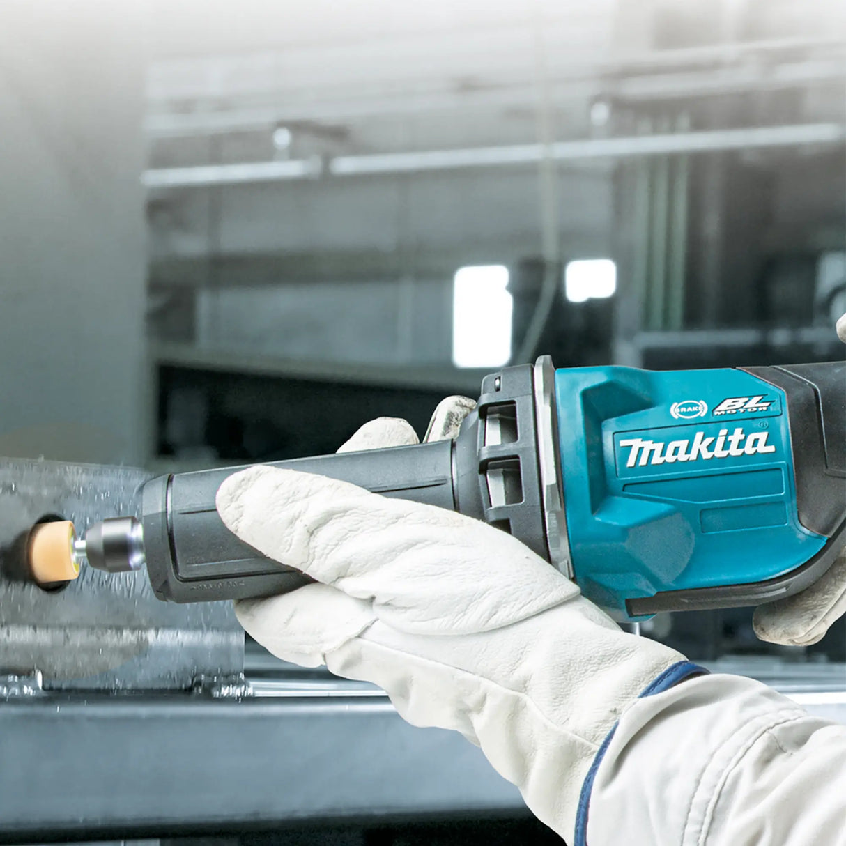 Smerigliatrice Diritta Makita GD002GM201 40V 4Ah