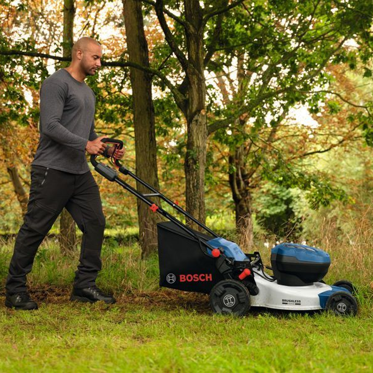 06008C8200 - Cortacésped Bosch GRA18V2-46SP PRO profesional 2x18V - Imagen 18