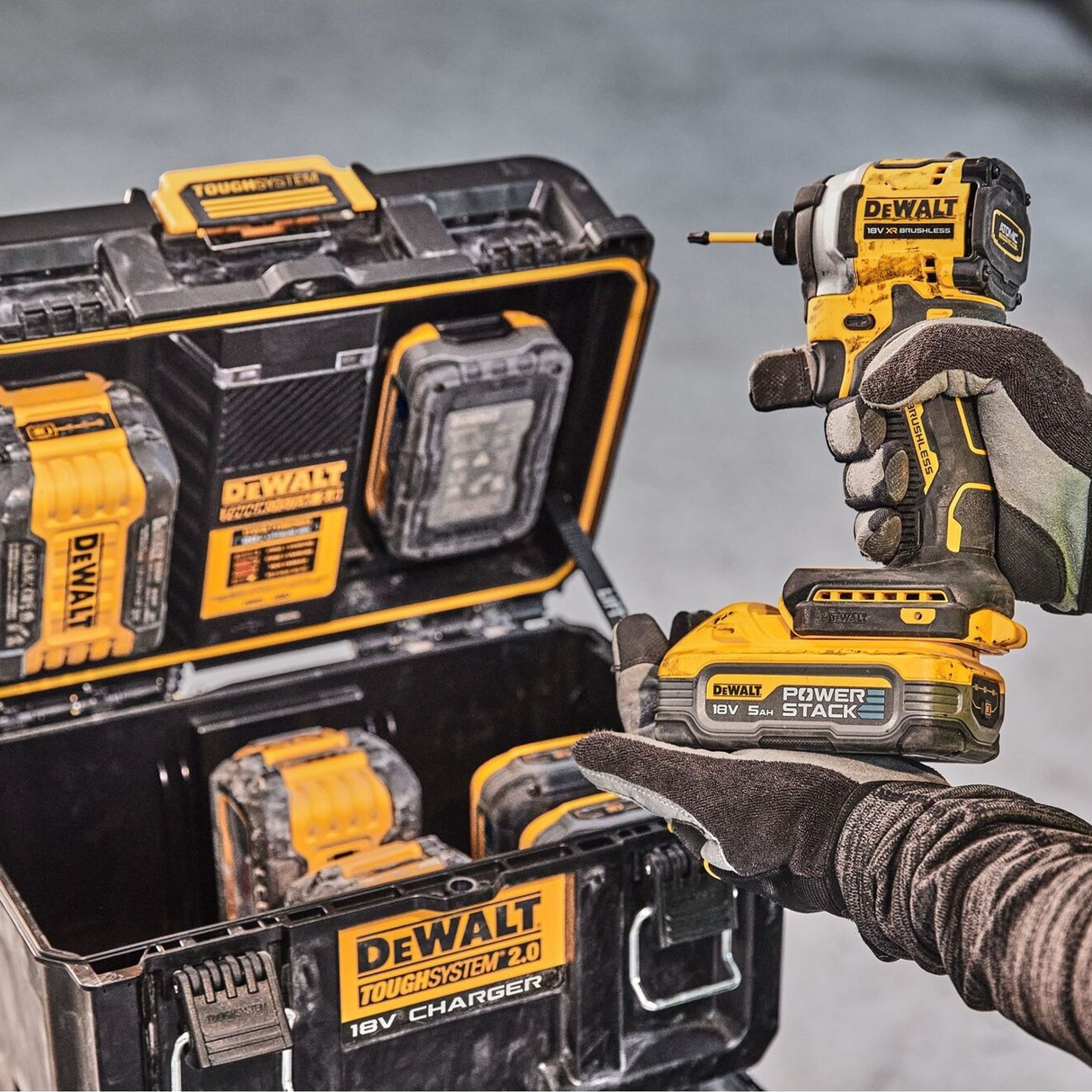 DWST83471-QW - Cargador de batería doble Dewalt DWST83471-QW ToughSystem 2.0 - Imagen 11